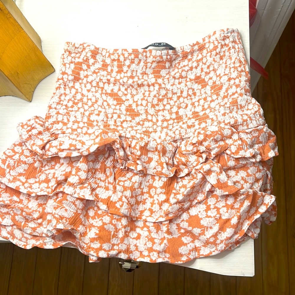 Mini skirt. super cute on